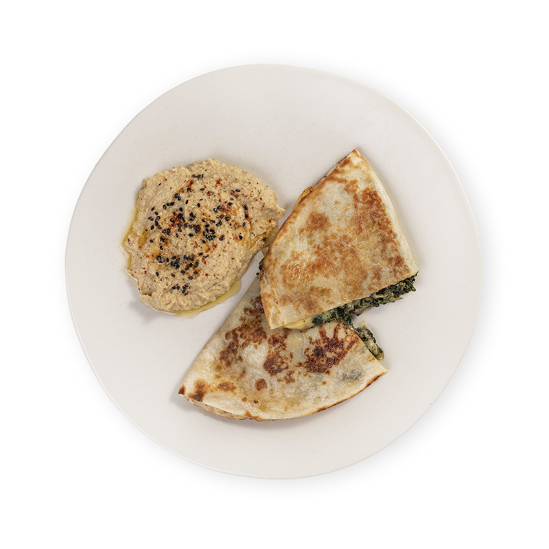 Hummus + Quesadilla vegetariana