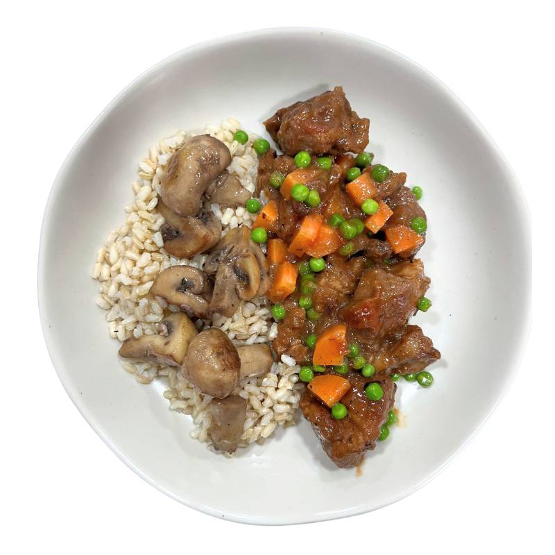 Ternera guisada con verduras y arroz integral
