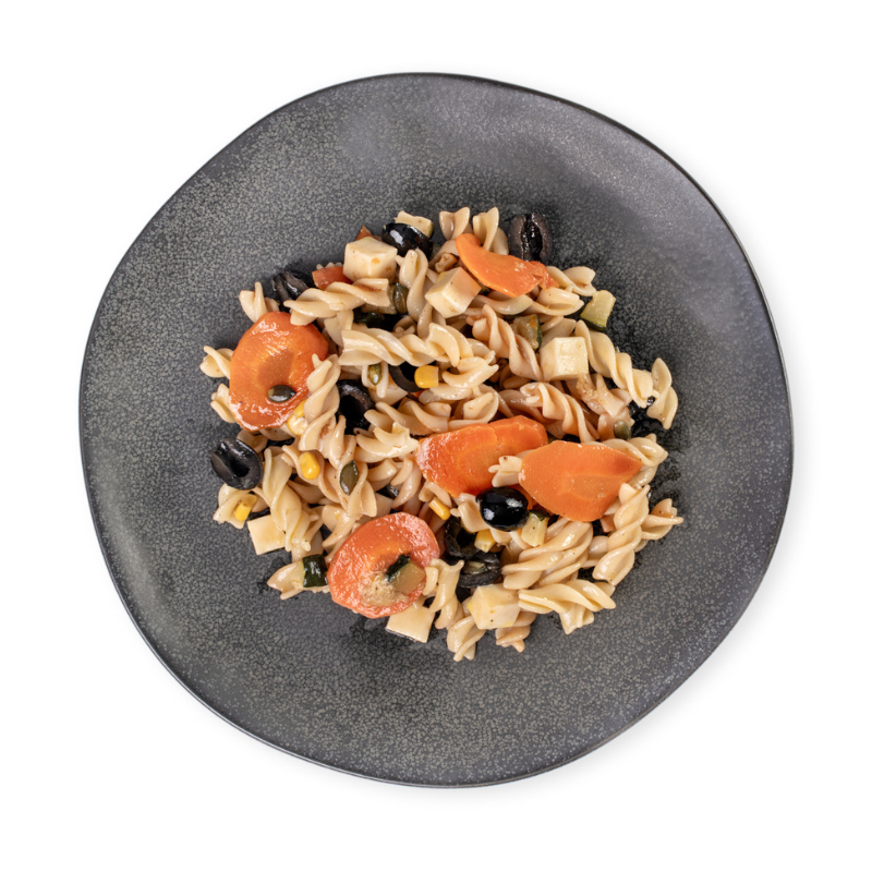 Ensalada de pasta yedamame (¡con huevo y aceite de albahaca!)